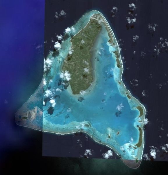 Остров Аитутаки из космоса