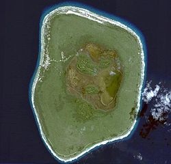 Остров Митиаро из космоса