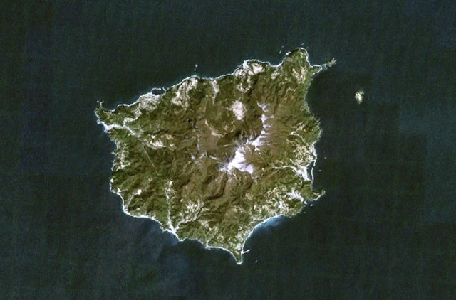 Снимок с космома острова Уллындо