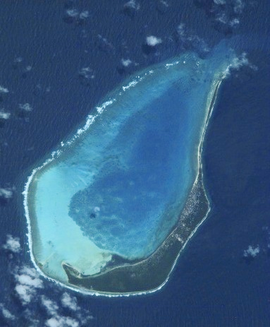Космический снимок острова Миникой