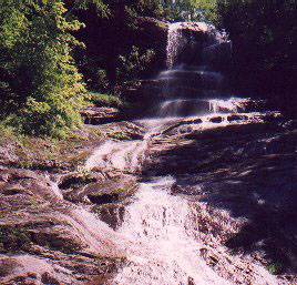 Водопад на острове Кейп-Бретон