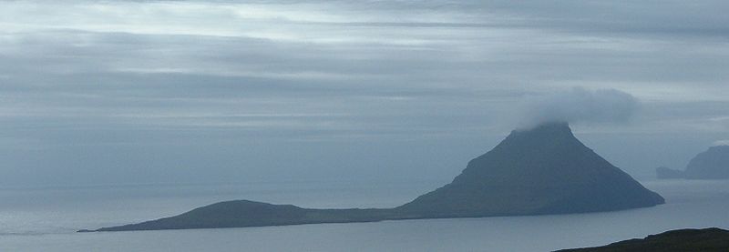Вид на остров Кольтур с острова Стреймой