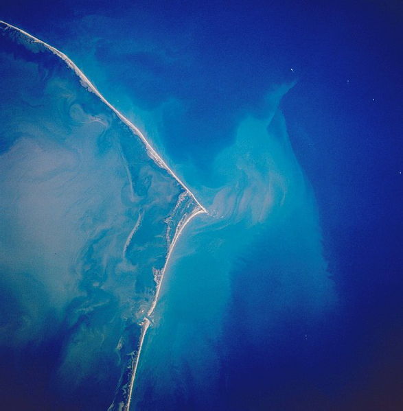 Вид на остров Хаттерас из космоса