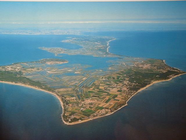 Остров Иль-де-Ре с высоты птичьего полета