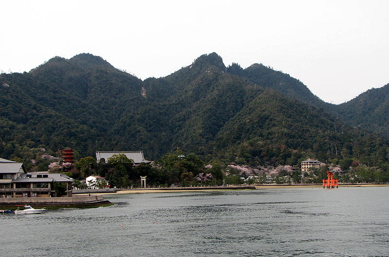Побережье острова Ицукусима