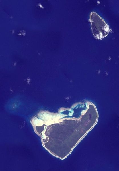 Космический снимок островов Тафахи и Ниуатопутапу